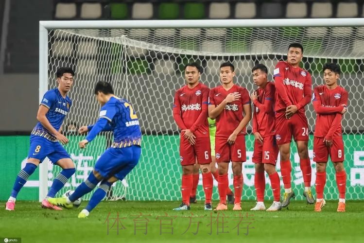 燕京啤酒2020中国足协杯1/8决赛激战正酣 苏宁7-2大胜梅州 泰达1-0恒丰 苏宁泰达晋级八强